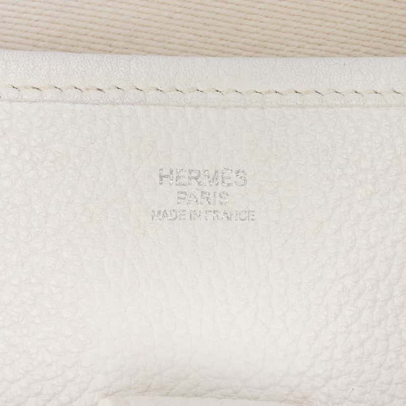 Hermès Clemence Evelyne III PM White Leather Good condition - Box View