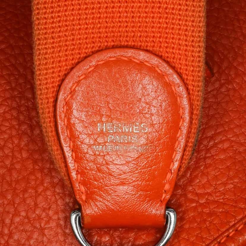Hermès Clemence Evelyne III PM Orange Leather Good condition - Box View