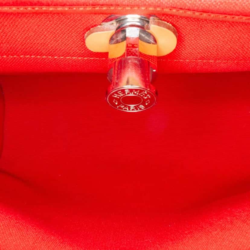 Hermès Toile Herbag Zip 31 Red Good condition - Model View