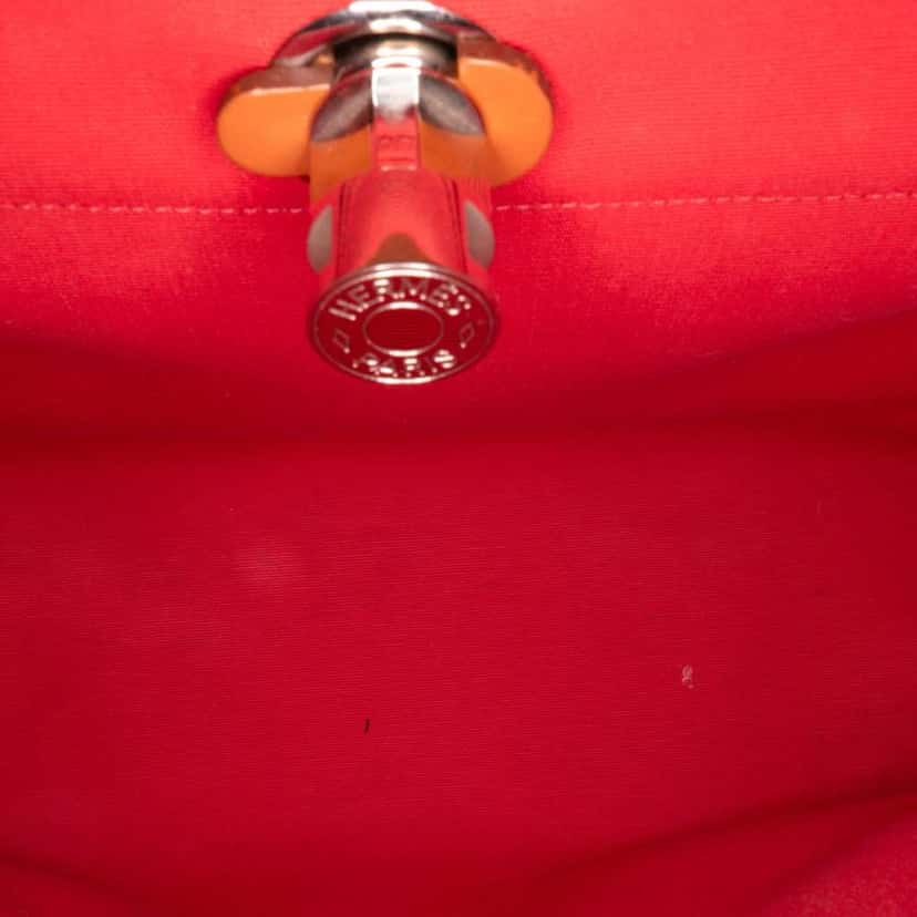 Hermès Toile Herbag Zip 31 Red Good condition - Model View