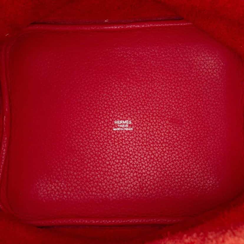 Hermès Clemence Picotin Lock 22 Red Leather Good condition - Model View