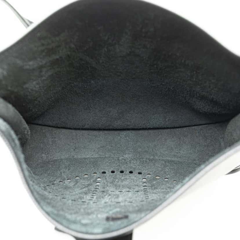 Hermès Epsom Evelyne II 29 Black Leather Very good condition - Model View