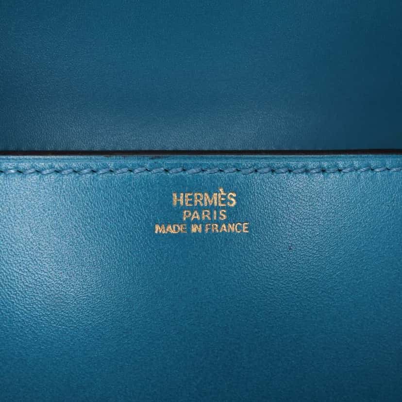 Hermès Tadelakt Medor Clutch 23 Blue Leather Good condition - Box View