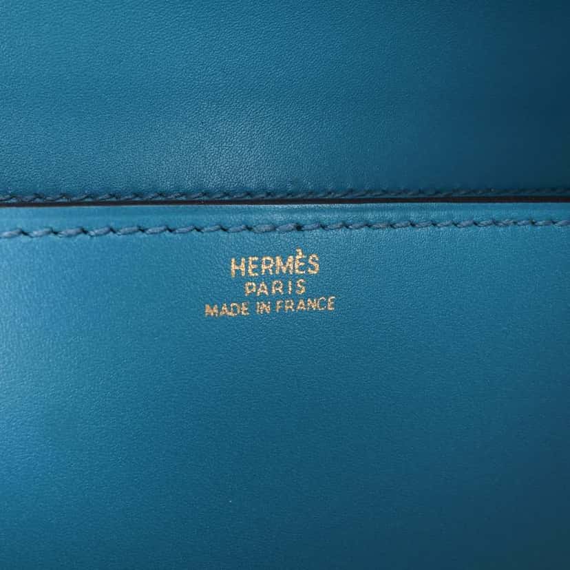 Hermès Tadelakt Medor Clutch 23 Blue Leather Good condition - Box View