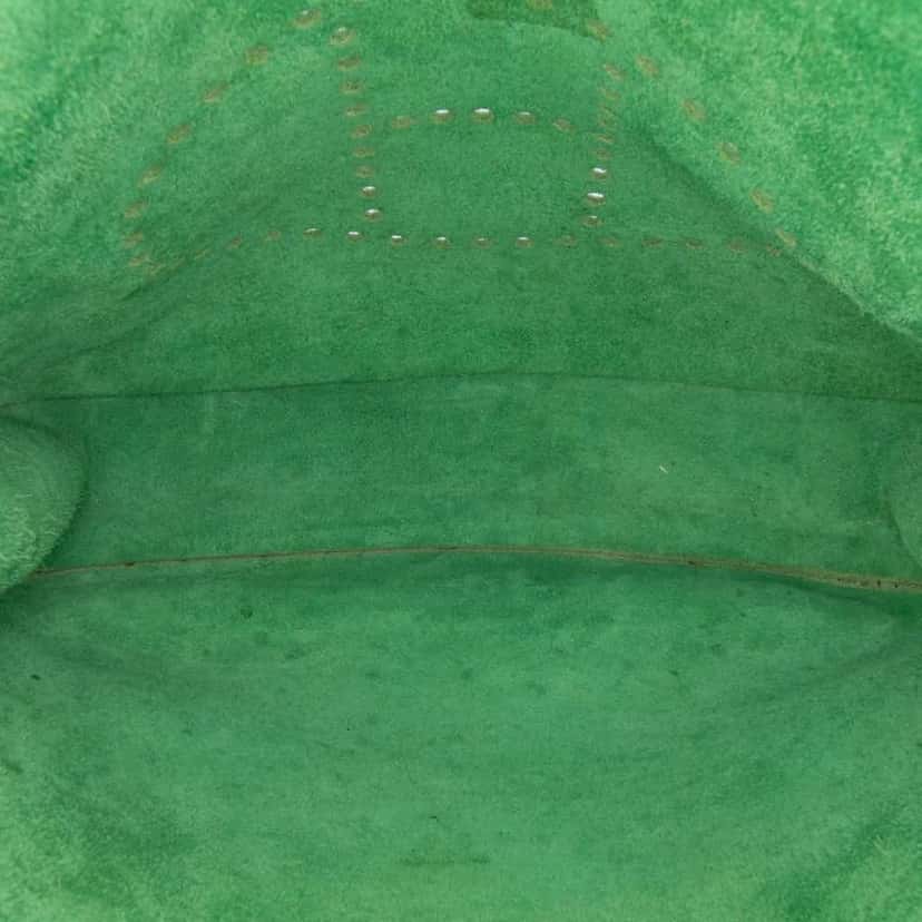 Hermès Clemence Evelyne III 29 Green Leather Good condition - Model View