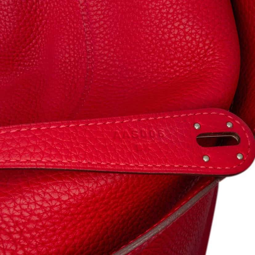 Hermès Clemence Lindy 30 Red Leather Good condition - Box View
