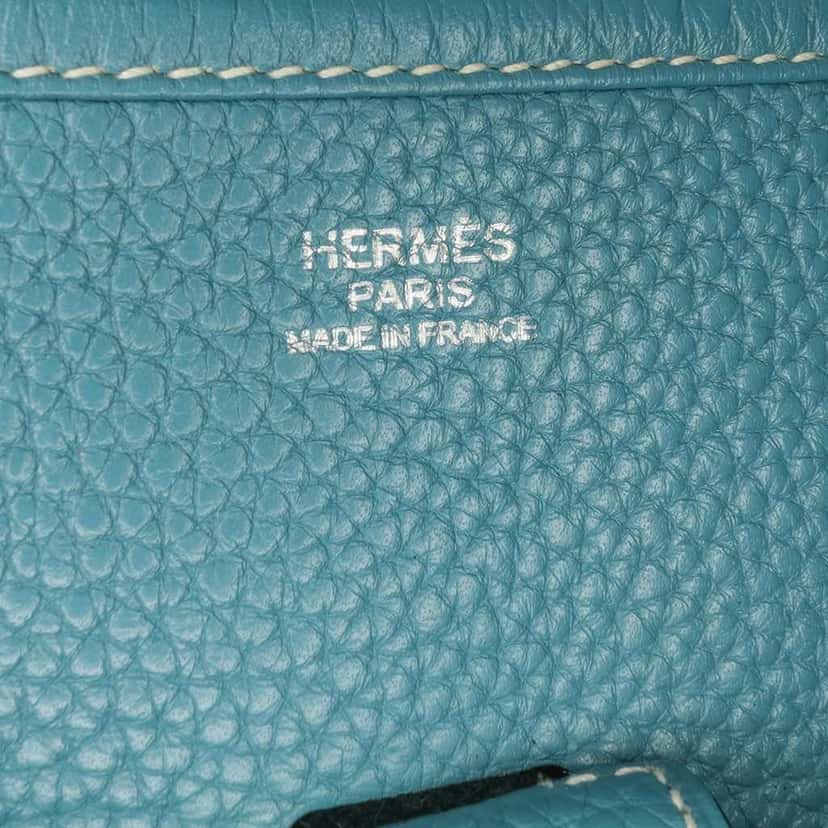 Hermès Clemence Evelyne III 29 Blue Leather Good condition - Box View