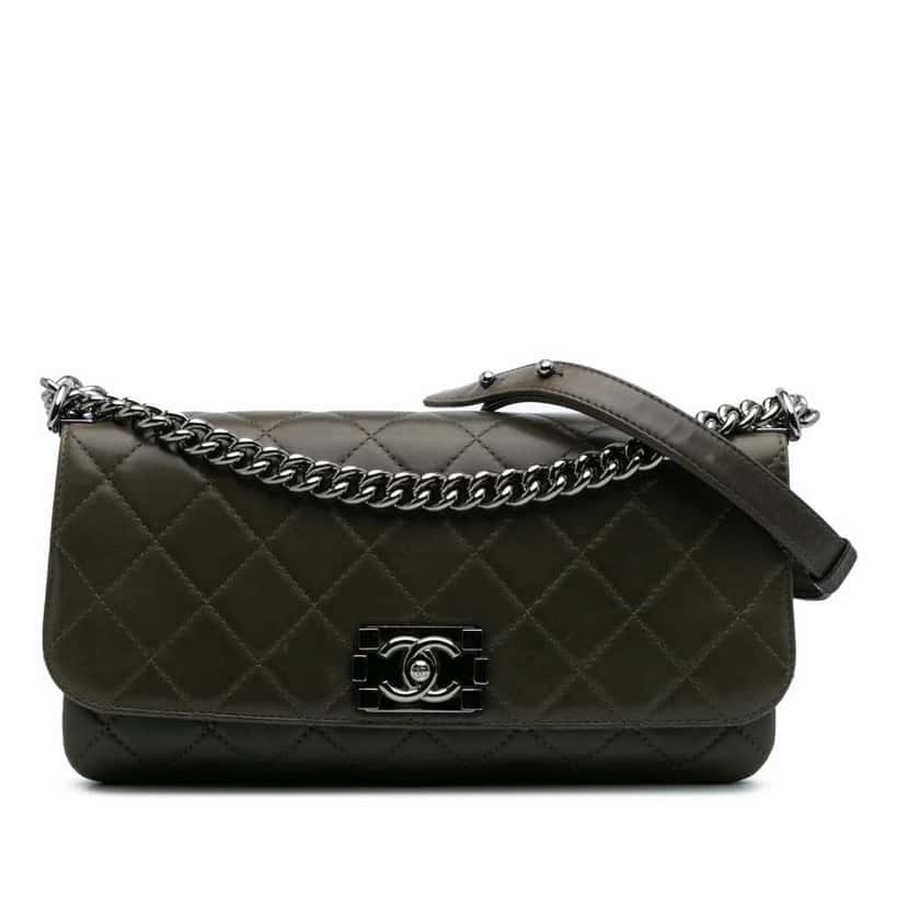 Chanel Quilted Lambskin Soft Boy Flap Brown Leather Good condition - Front View
