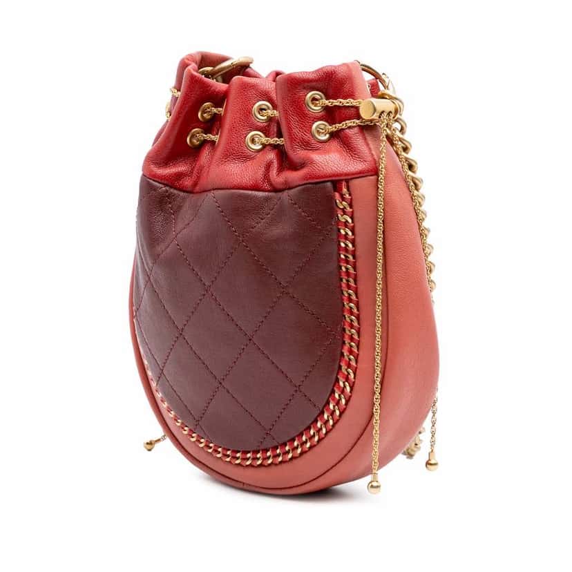 Chanel CC Quilted Calfskin Drawstring Bucket Bag Red Leather Good condition - Back View