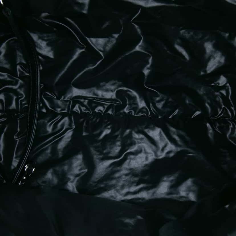 Chanel Small Quilted Nylon Coco Cocoon Tote Blue Very good condition - Model View