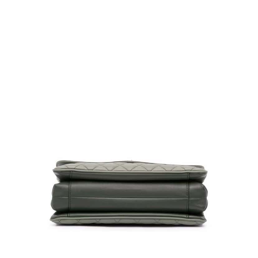 Chanel Large Quilted Lambskin Daily Companion Flap Green Leather Fair condition - Inside View