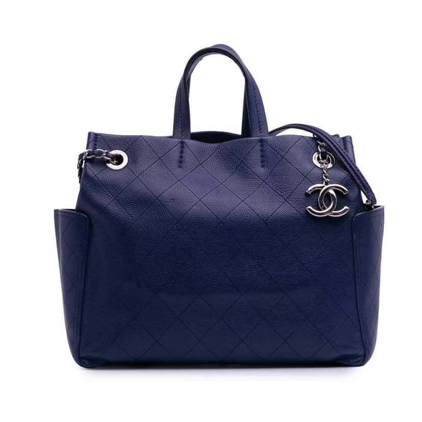 Chanel Medium Quilted Caviar CC Pocket Tote Blue Leather Good condition - Front View