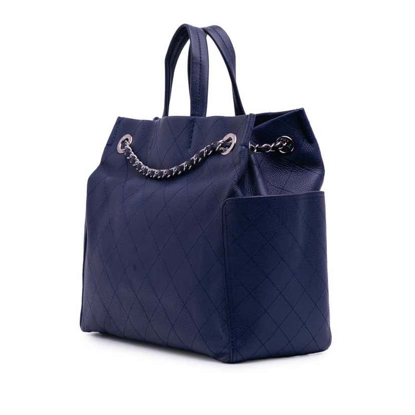 Chanel Medium Quilted Caviar CC Pocket Tote Blue Leather Good condition - Back View