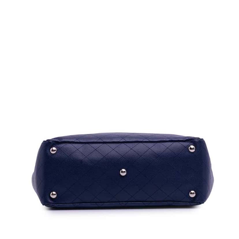 Chanel Medium Quilted Caviar CC Pocket Tote Blue Leather Good condition - Inside View