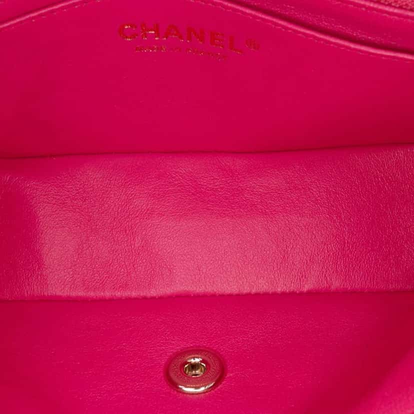 Chanel Mini Rectangular Classic Lambskin Single Flap Pink Leather Good condition - Model View
