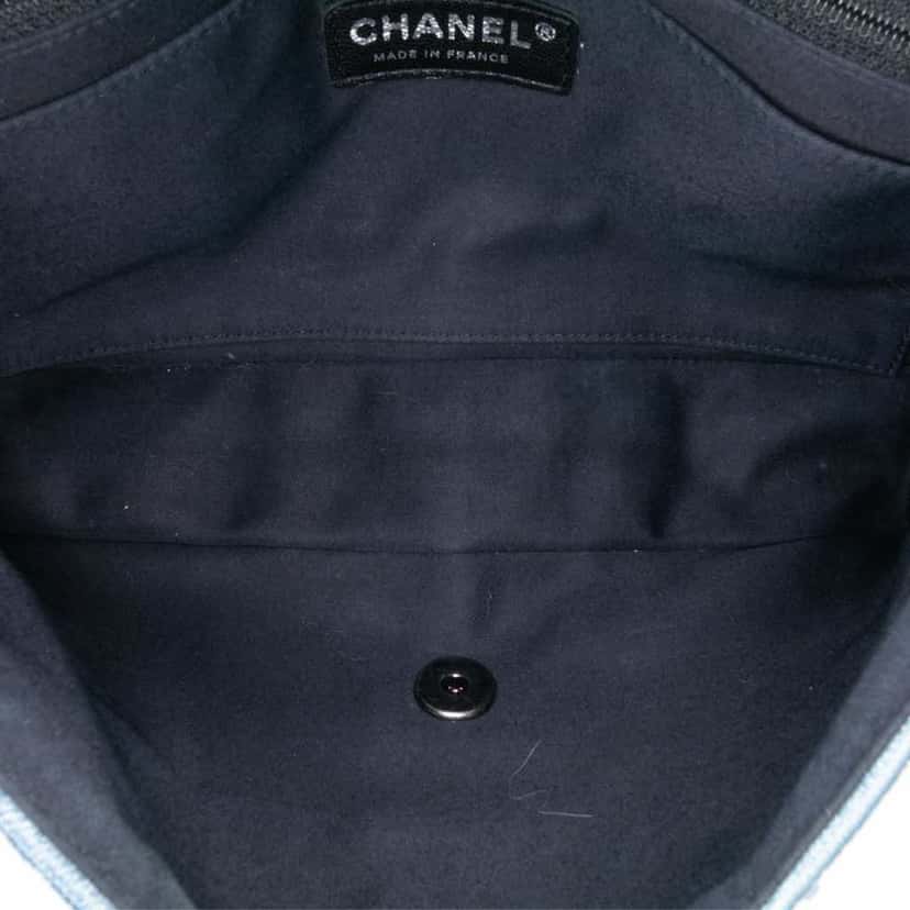 Chanel Medium Embroidered Denim Perfume Bottle Single Flap Blue Good condition - Model View