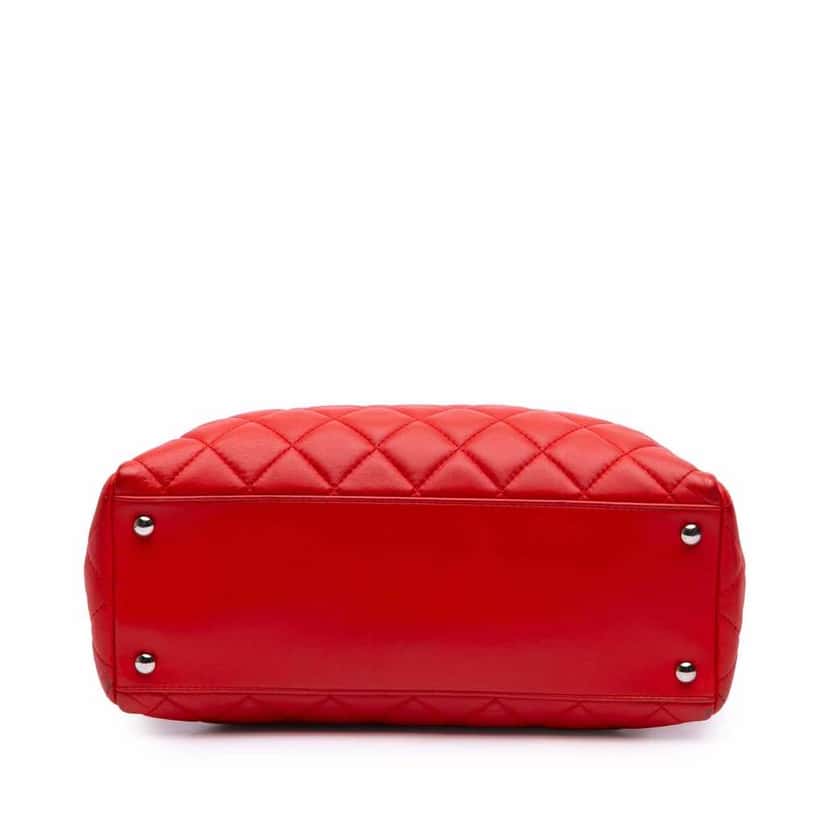 Chanel Quilted Lambskin 7 Tote Red Leather Good condition - Inside View
