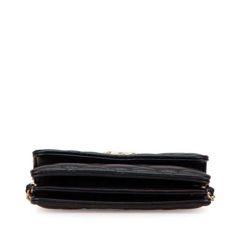 Chanel Quilted Lambskin Pearl Crown Clutch On Chain Black Leather Good condition - Inside View