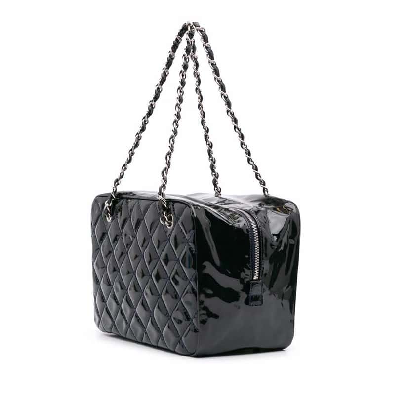 Chanel Large CC Quilted Patent Brilliant Camera Bag Blue Leather Good condition - Back View