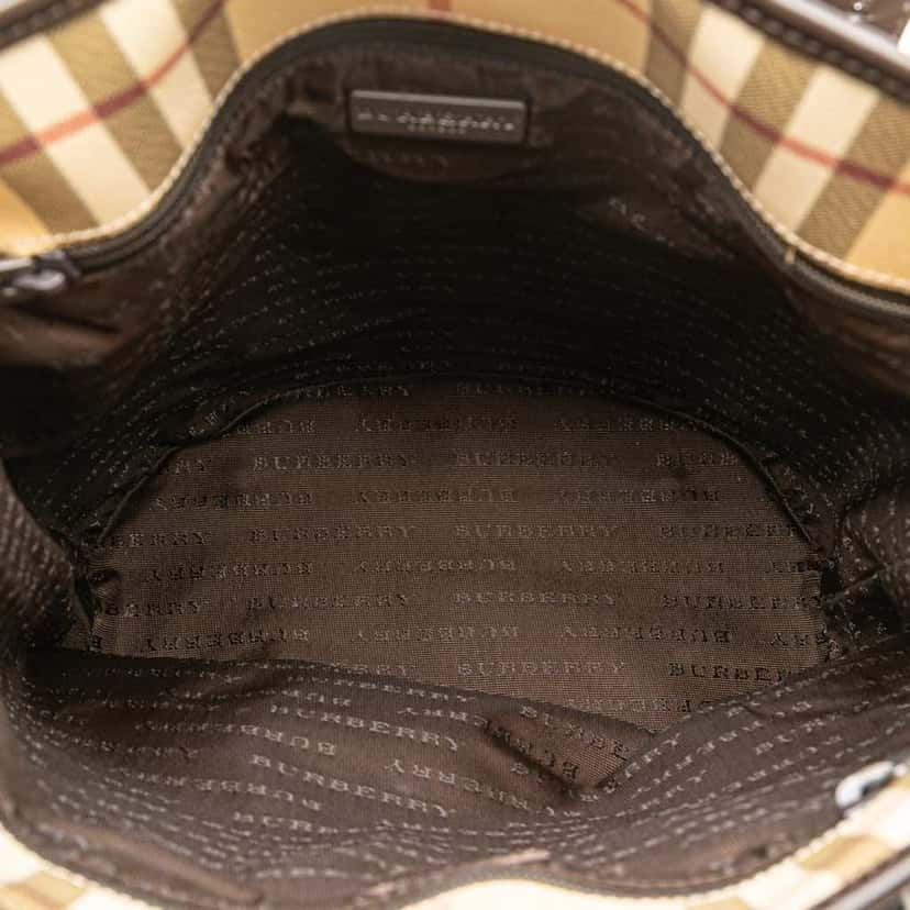 Burberry House Check Coated Canvas Bucket Bag Brown Good condition - Model View