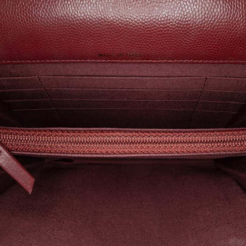 Chanel Quilted Caviar Square Wallet on Chain Red Leather Good condition - Model View