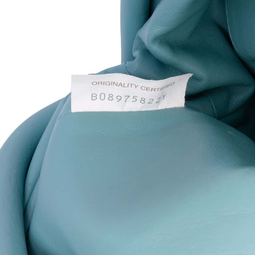 Bottega Veneta Lambskin The Mini Pouch Blue Leather Good condition - Box View