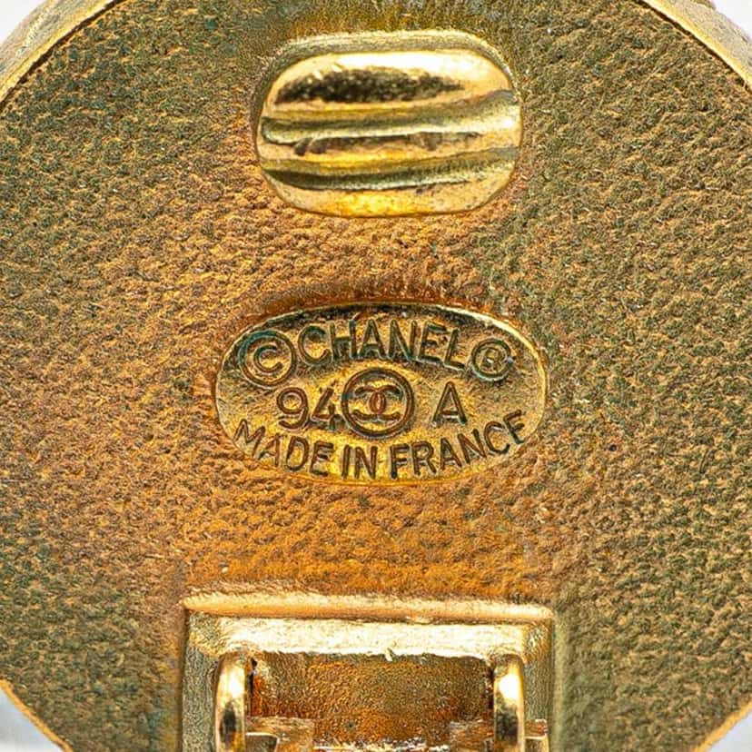 Chanel Gold Plated CC Button Clip On Earrings Gold Metal Good condition - Inside View