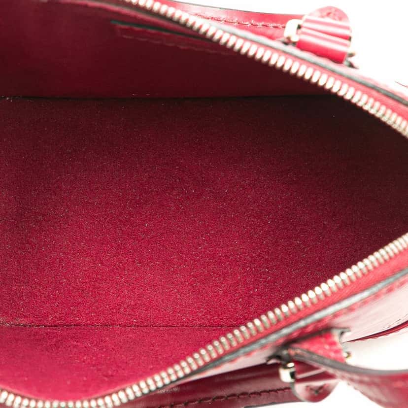 Louis Vuitton Epi Nano Alma Pink Leather Good condition - Model View
