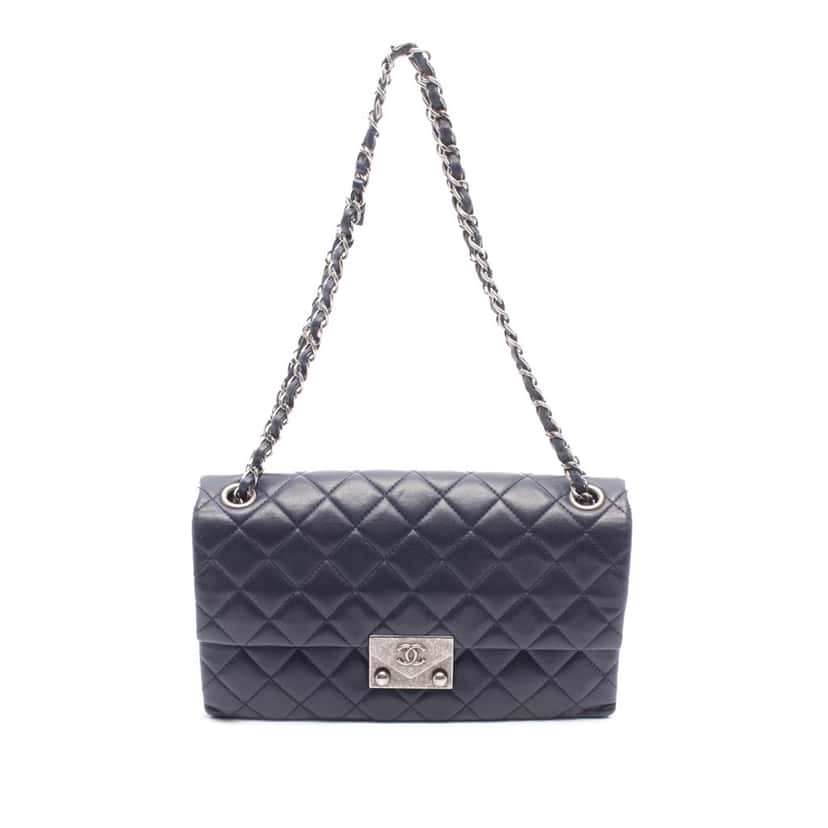 Chanel CC Quilted Lambskin Pushlock Single Flap Blue Leather Good condition - Front View