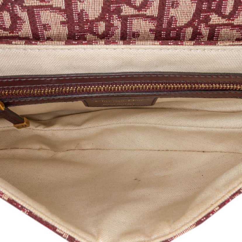 Dior Oblique Canvas Saddle Bag Red Canvas Good condition - Model View