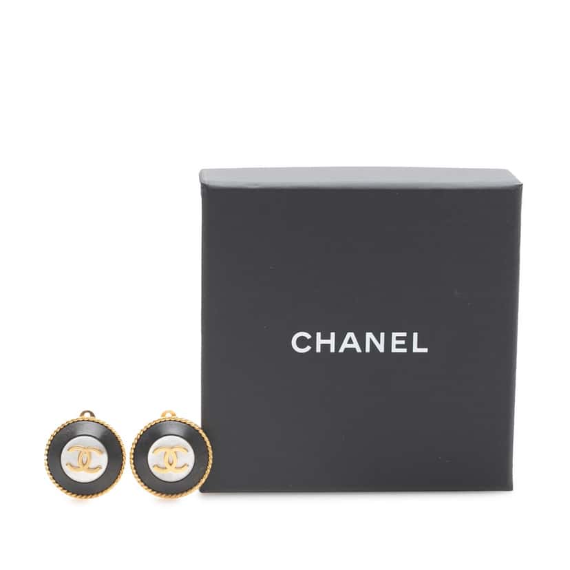 Chanel Gold Plated Acrylic CC Button Clip On Earrings Gold Metal Good condition - Model View