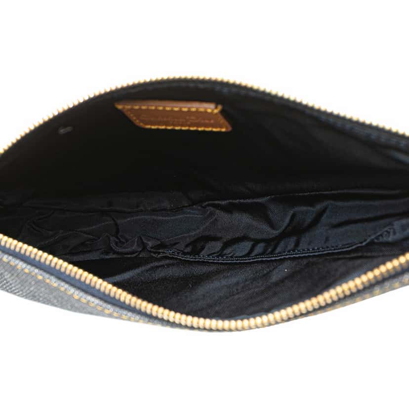 Dior Mini Denim Saddle Pochette Blue Denim Very good condition - Model View