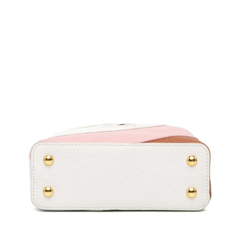Louis Vuitton Taurillon Gelato Mini Capucines Pink Leather Good condition - Inside View