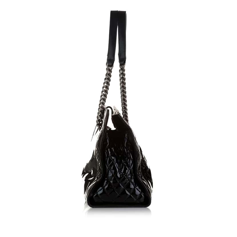 Chanel Patent Boy Reverso Shopping Tote Black Leather Good condition - Inside View