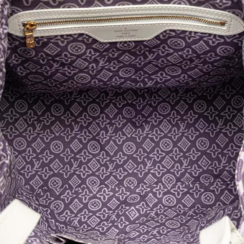 Louis Vuitton Monogram Tahitienne Cabas PM Purple Canvas Good condition - Model View