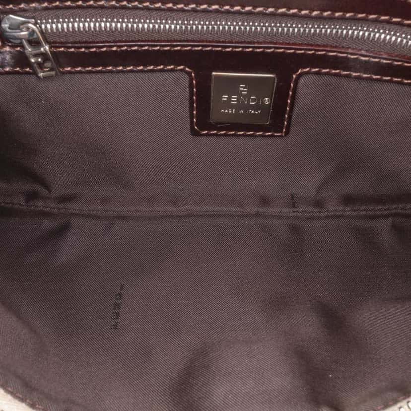 Fendi Zucca Canvas Crossbody Brown Canvas Good condition - Model View