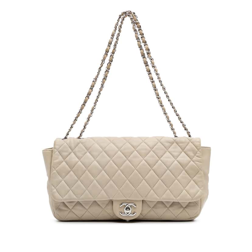 Chanel Jumbo Quilted Lambskin Coco Rain Flap Brown Leather Good condition - Front View