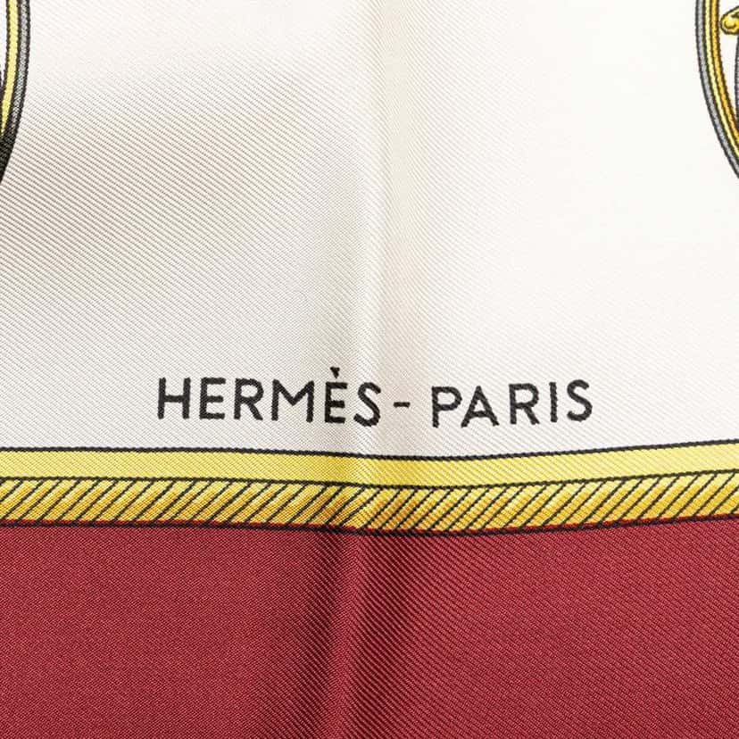 Hermès Les Voitures a Transformation Silk Scarf White Silk Good condition - Inside View