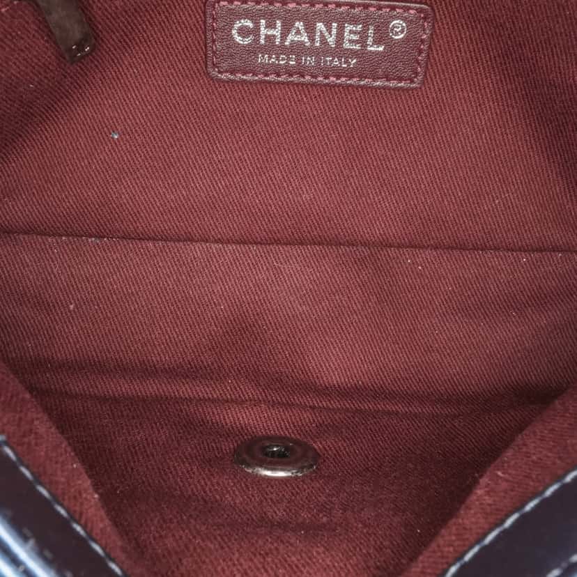 Chanel Mini Quilted Calfskin Coco Pleats Chain Flap Blue Leather Good condition - Model View