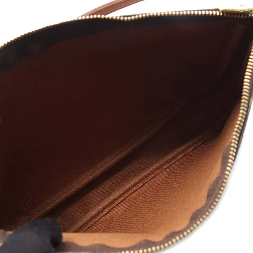 Louis Vuitton Monogram Pochette Accessoires Brown Canvas Good condition - Inside View