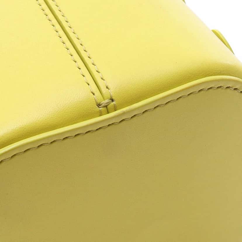 Celine Small Calfskin Cuir Triomphe Box Bag Yellow Leather Good condition - Box View