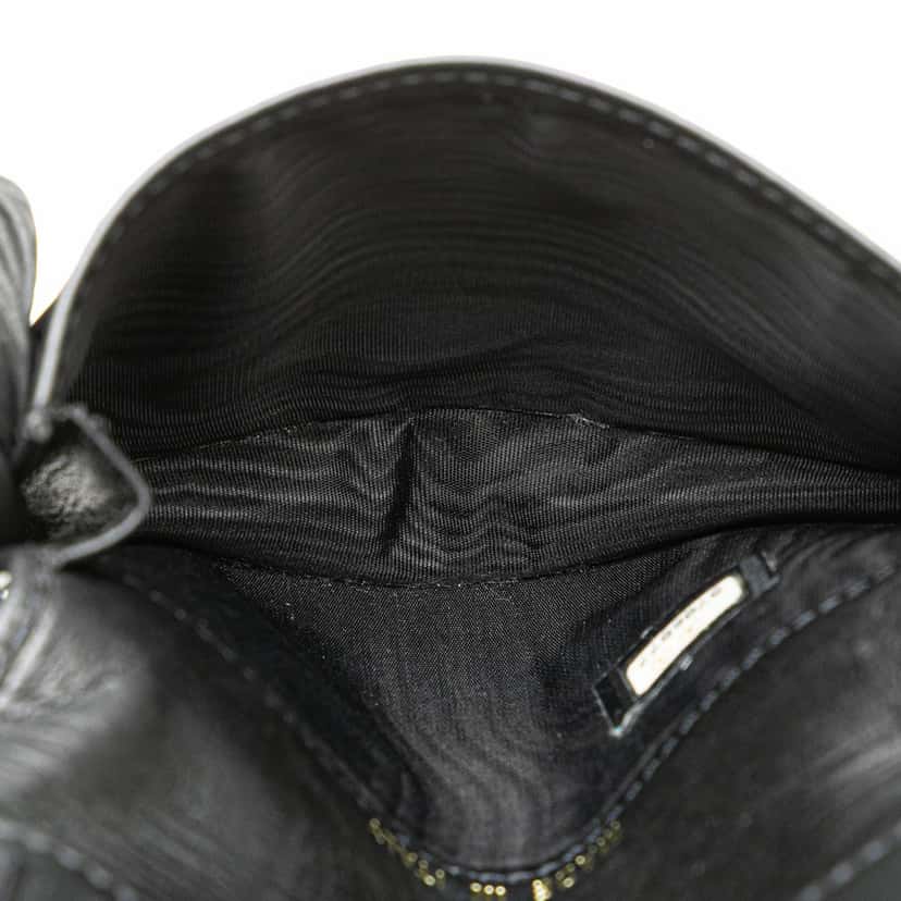 Chanel CC Calfskin Bifold Card Holder Black Leather Good condition - Box View