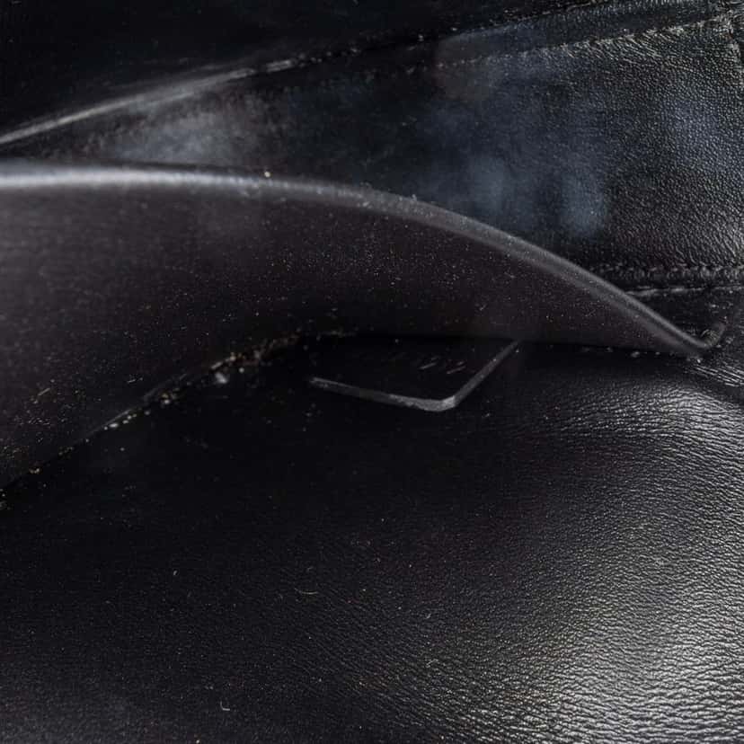 Celine Smooth Calfskin Cuir Triomphe Chain Shoulder Bag Black Leather Good condition - Box View