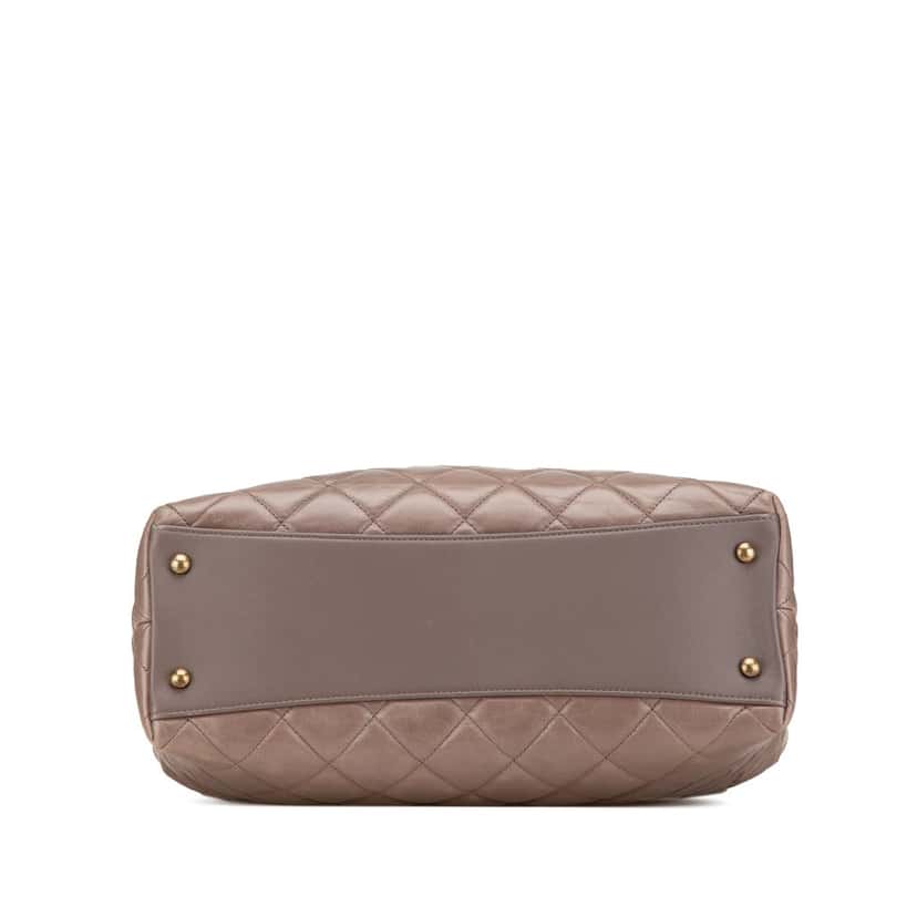Chanel Quilted Glazed Calfskin Gold Bar Tote Brown Leather Good condition - Inside View
