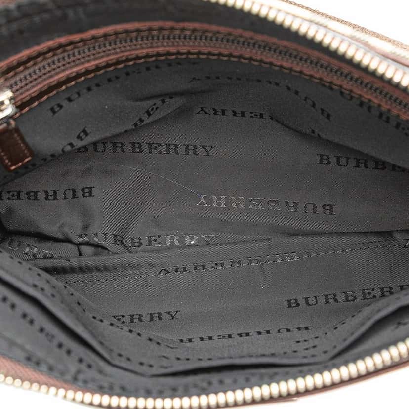 Burberry House Check Canvas Crossbody Brown Canvas Good condition - Model View