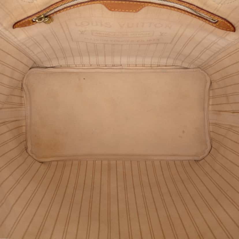 Louis Vuitton Damier Azur Neverfull MM White Canvas Good condition - Model View