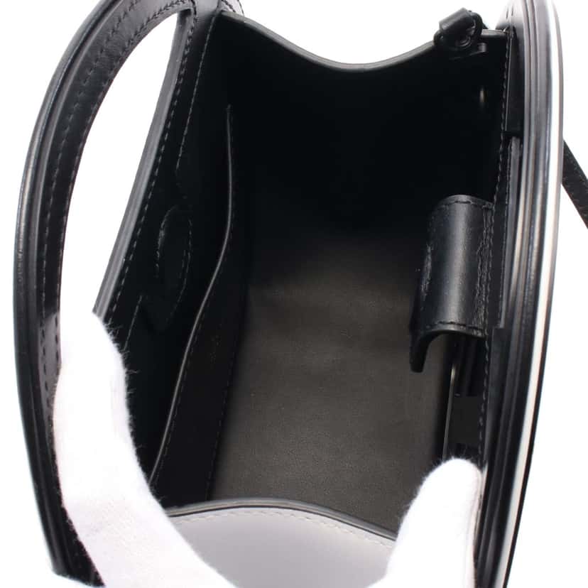 Louis Vuitton Leather Around Me PM White Leather Good condition - Inside View