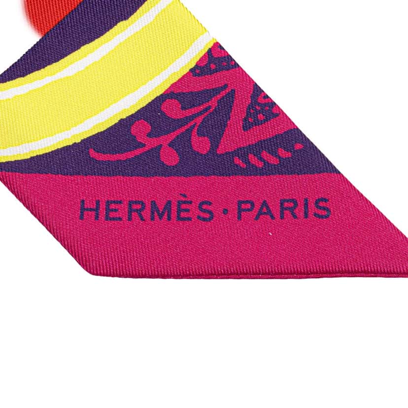 Hermès Jeu de Soie Uniforme Twilly Scarf Pink Silk Very good condition - Back View