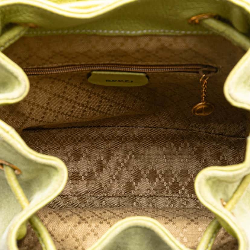 Gucci Suede Bamboo Backpack Green Leather Good condition - Model View