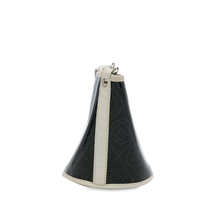 Chanel Crumpled Calfskin PVC Camellia Bucket Black Very good condition - Inside View